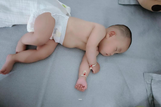 博尔塔拉溶豆几个月宝宝可以吃